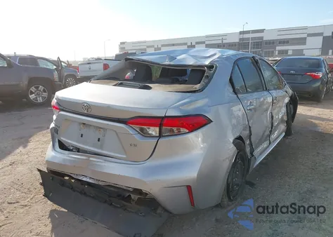 2021 Toyota Corolla Le z USA, uszkodzony, nr VIN JTDEPMAE9MJ142298